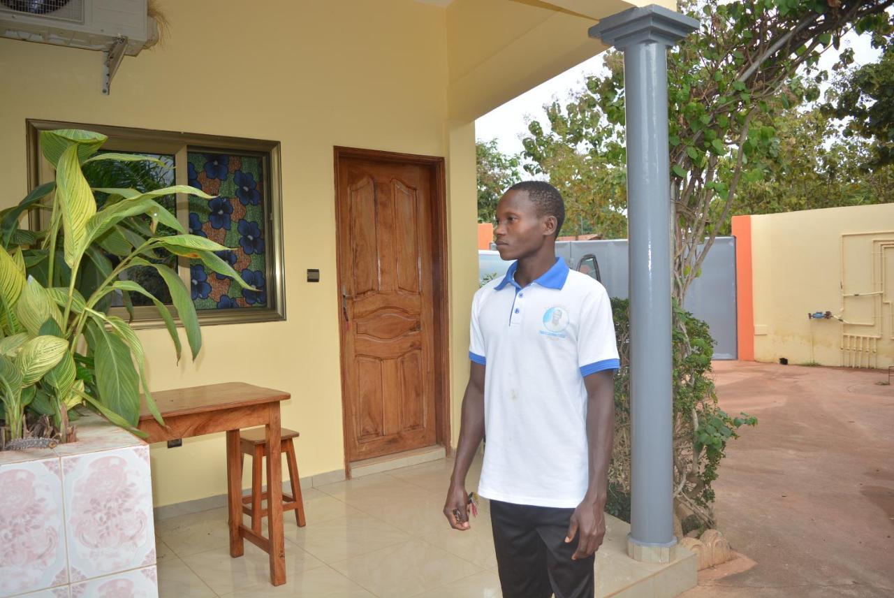 Chez Sabine Bed & Breakfast Abomey Bagian luar foto